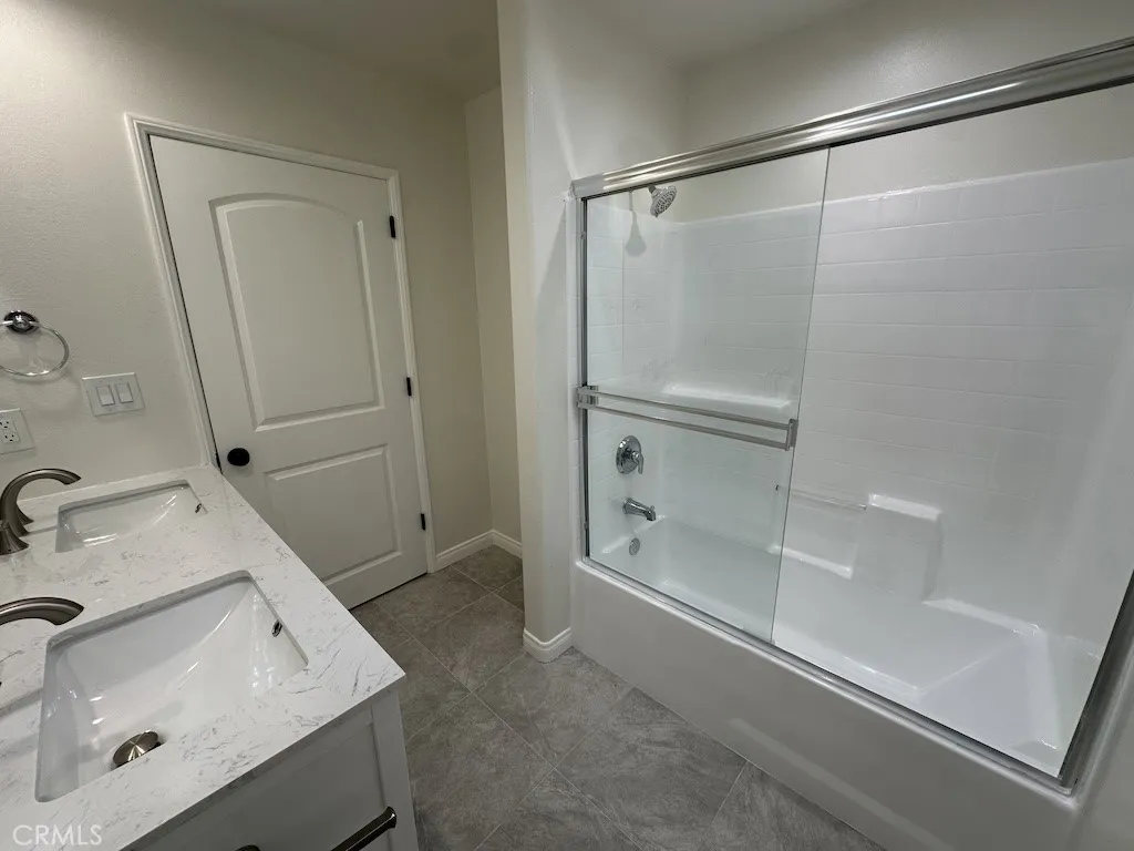 3755 E 52nd Street, Maywood, California 90270 home-pic-27